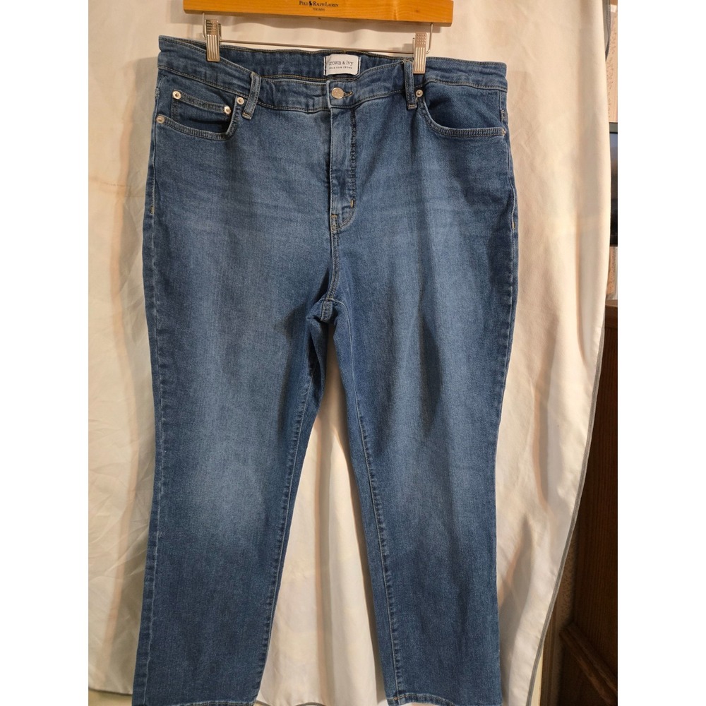 Crown and Ivy Size 16 W High Rise Vintage Straight Blue Jeans - High Quality